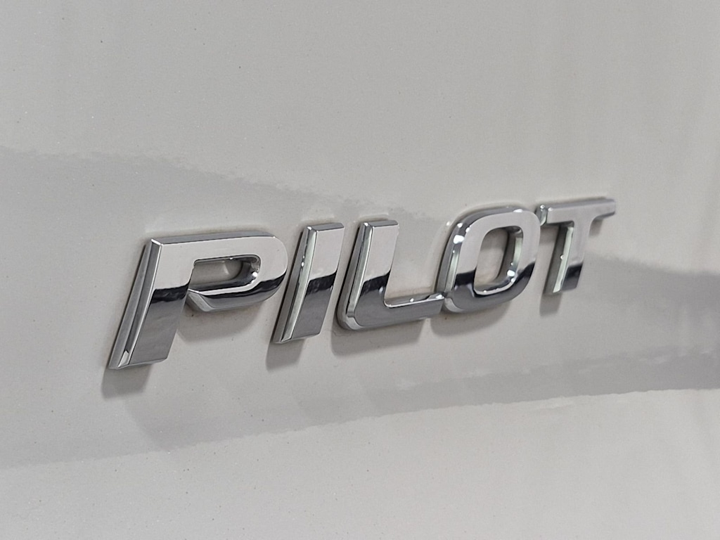 Thumbnail: 2020 Honda Pilot - 25