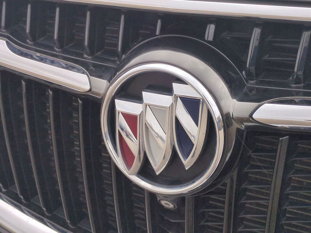 Thumbnail: 2021 Buick Enclave - 7