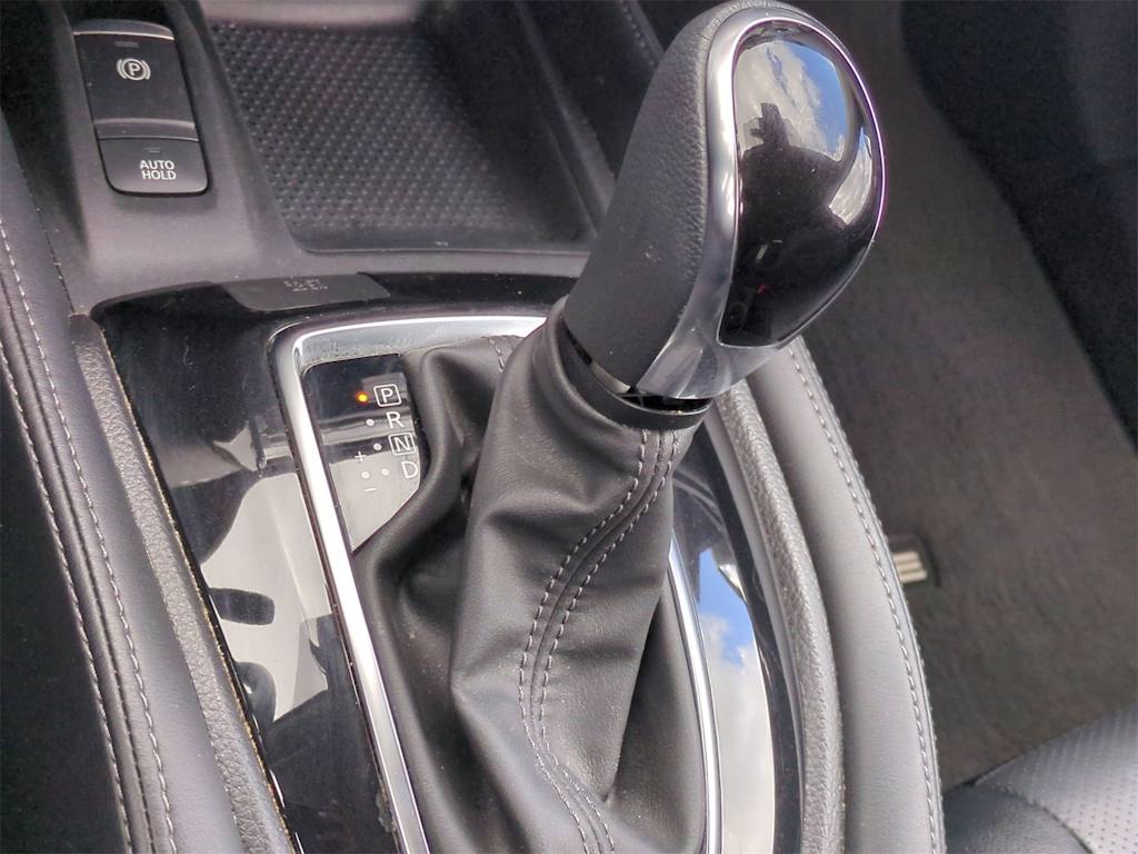 Thumbnail: 2019 Nissan Rogue - 15