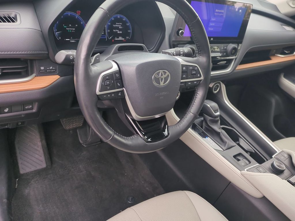 Thumbnail: 2024 Toyota Grand Highlander - 2