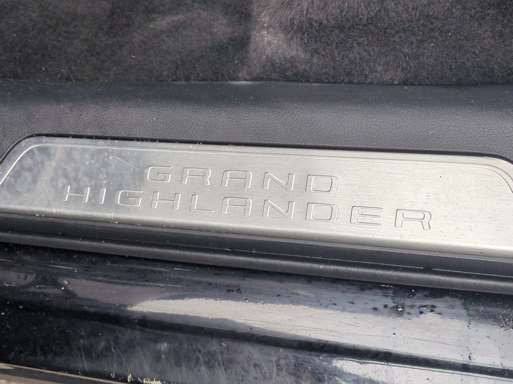 Thumbnail: 2024 Toyota Grand Highlander - 18
