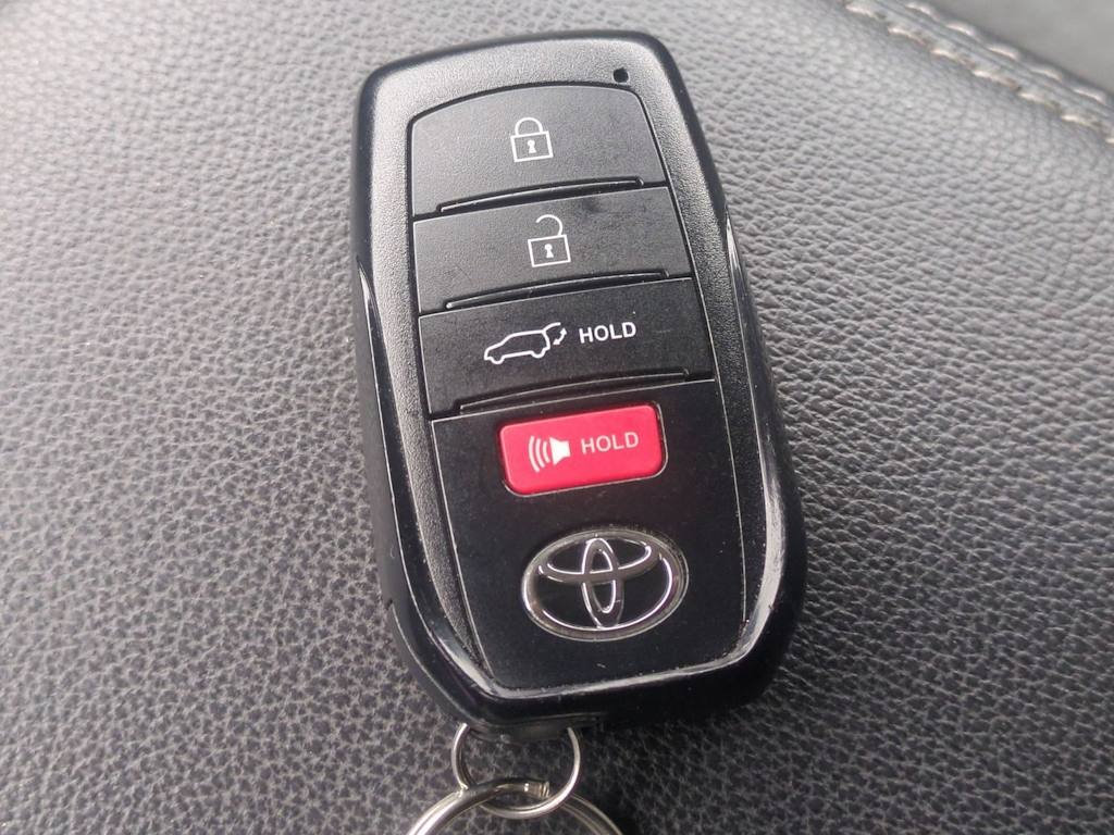 Thumbnail: 2024 Toyota Grand Highlander - 17