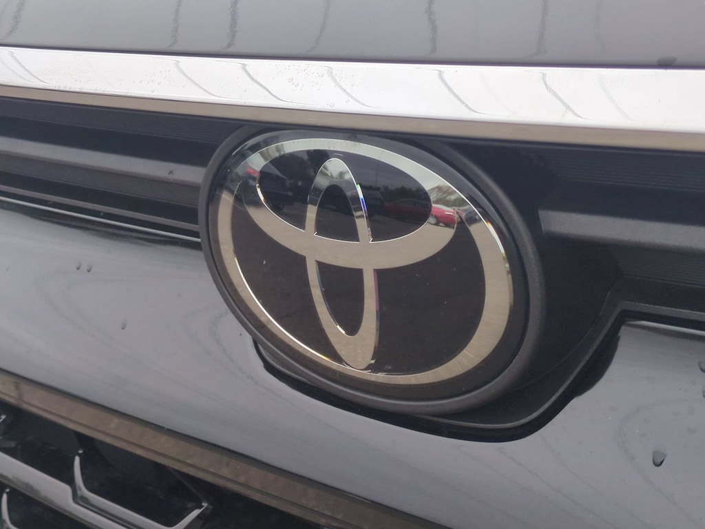 Thumbnail: 2025 Toyota Grand Highlander - 7