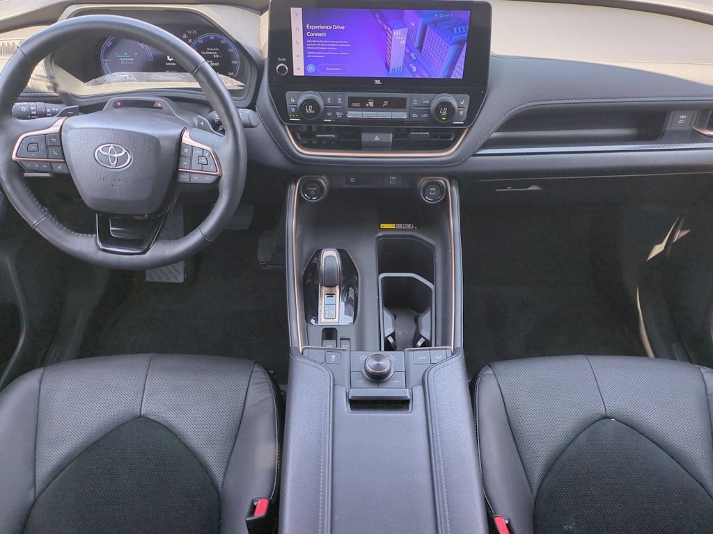 Thumbnail: 2024 Toyota Grand Highlander - 9