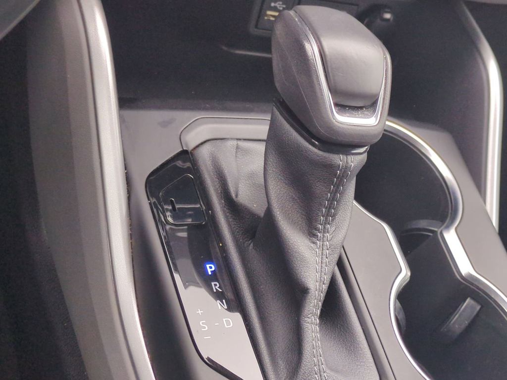 Thumbnail: 2023 Toyota Highlander - 35