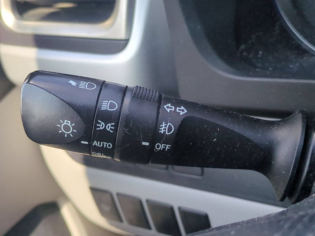 Thumbnail: 2015 Toyota Highlander - 31