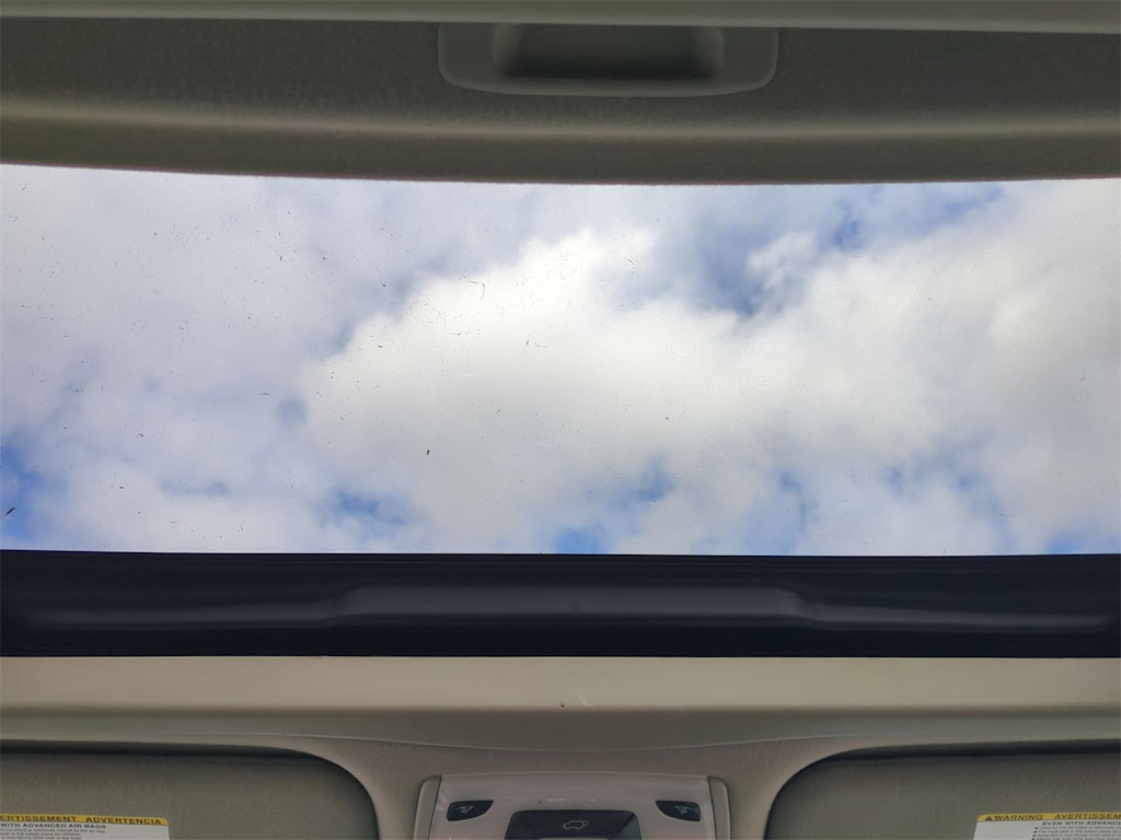 Thumbnail: 2014 Toyota Sienna - 29