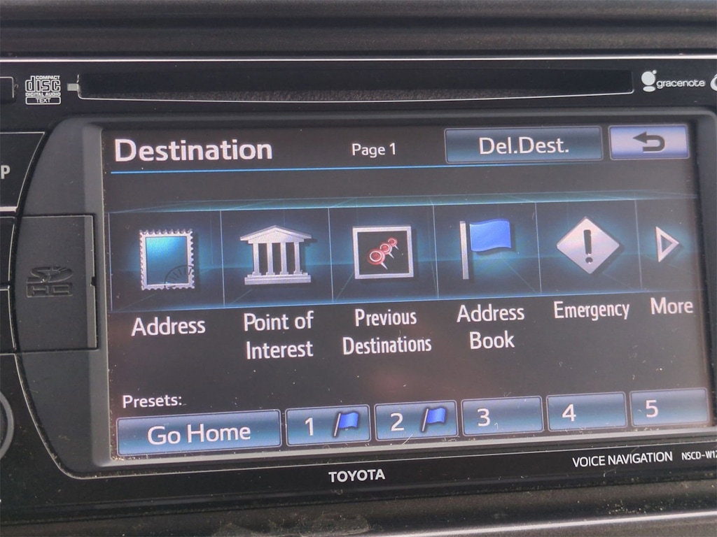 Thumbnail: 2014 Toyota Sienna - 33