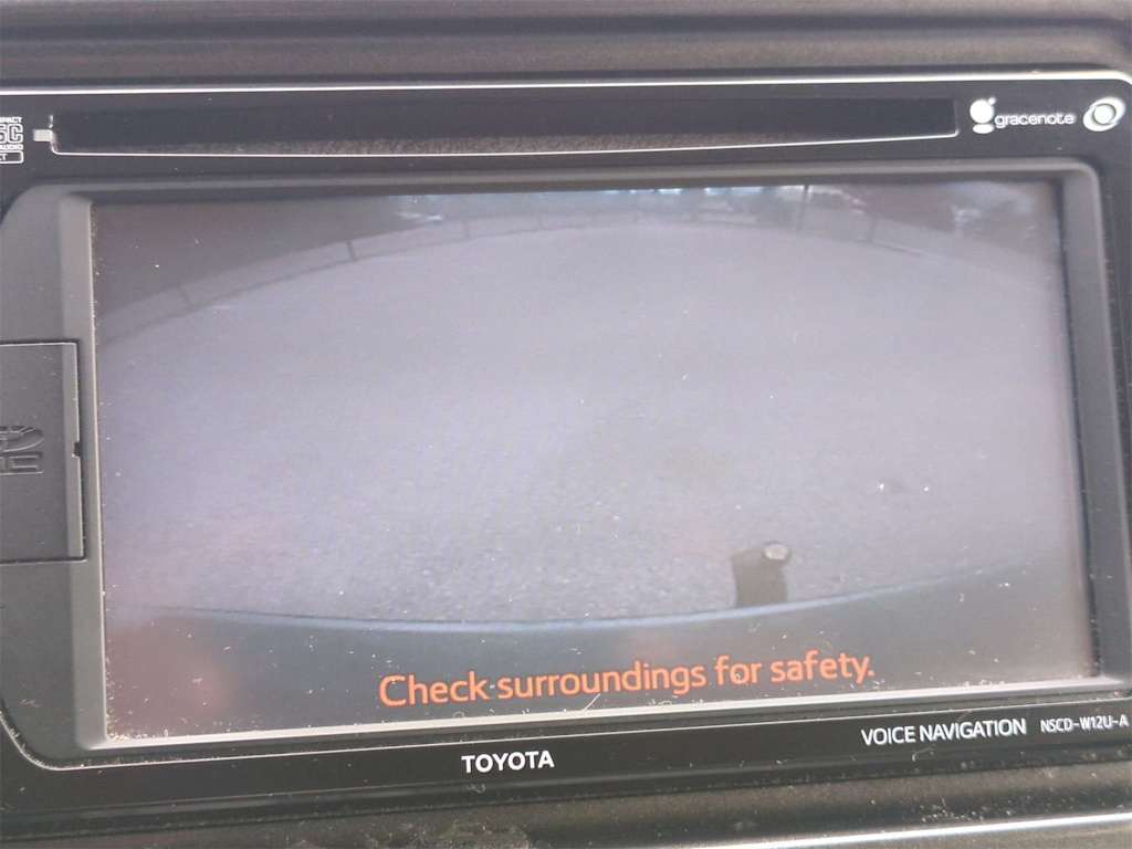 Thumbnail: 2014 Toyota Sienna - 34