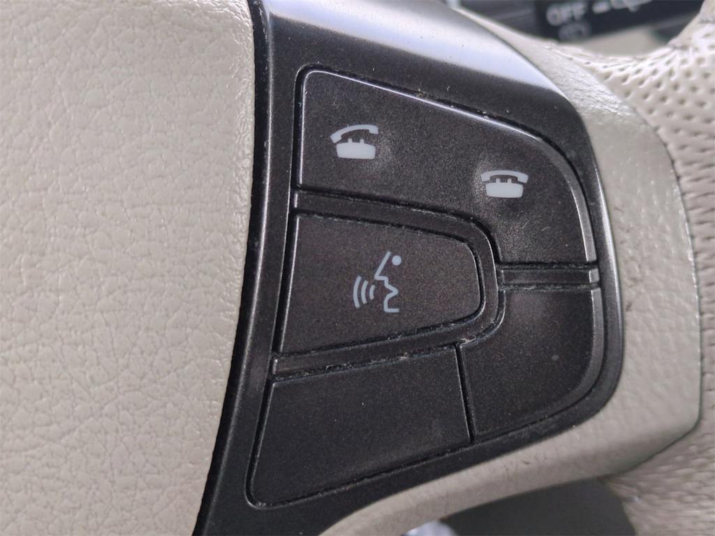 Thumbnail: 2014 Toyota Sienna - 31