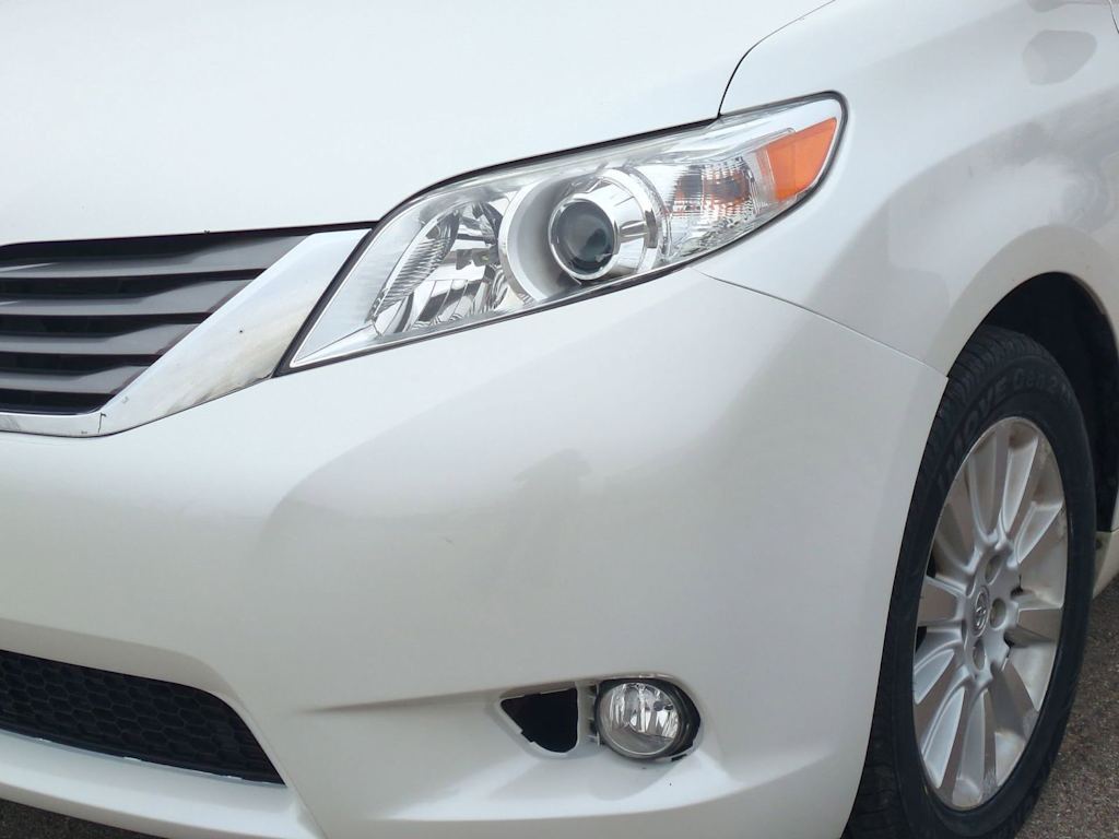 Thumbnail: 2015 Toyota Sienna - 7