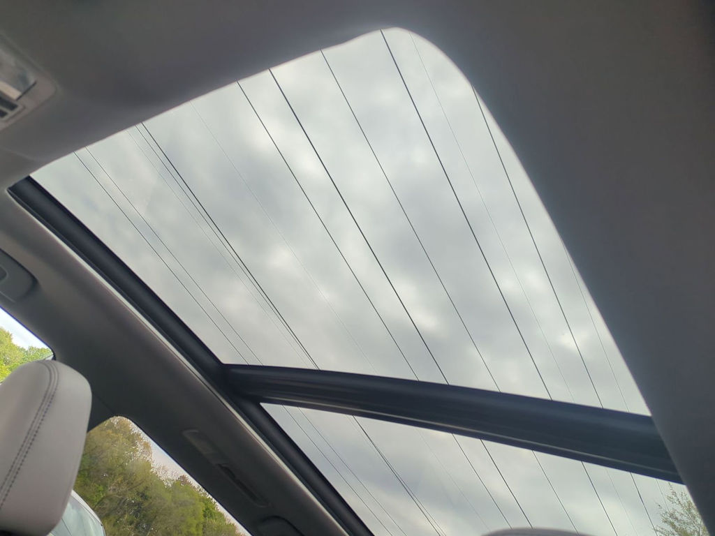 Thumbnail: 2015 Toyota Highlander - 28