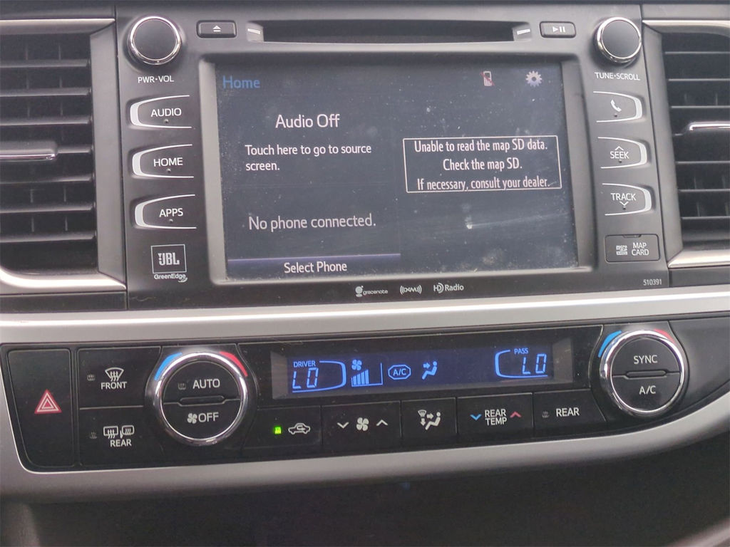 Thumbnail: 2019 Toyota Highlander - 14
