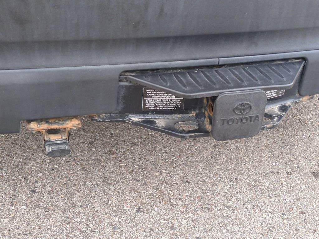 Thumbnail: 2019 Toyota Highlander - 18