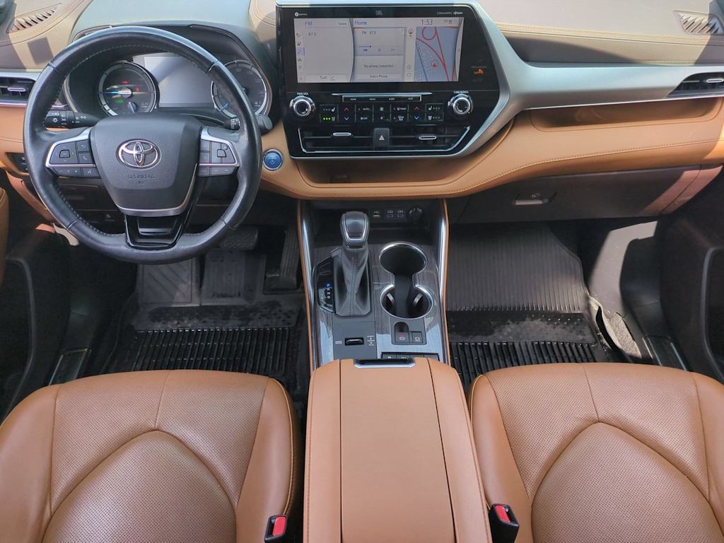 Thumbnail: 2022 Toyota Highlander - 9