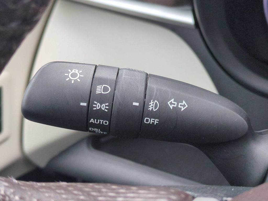 Thumbnail: 2024 Toyota Sienna - 33