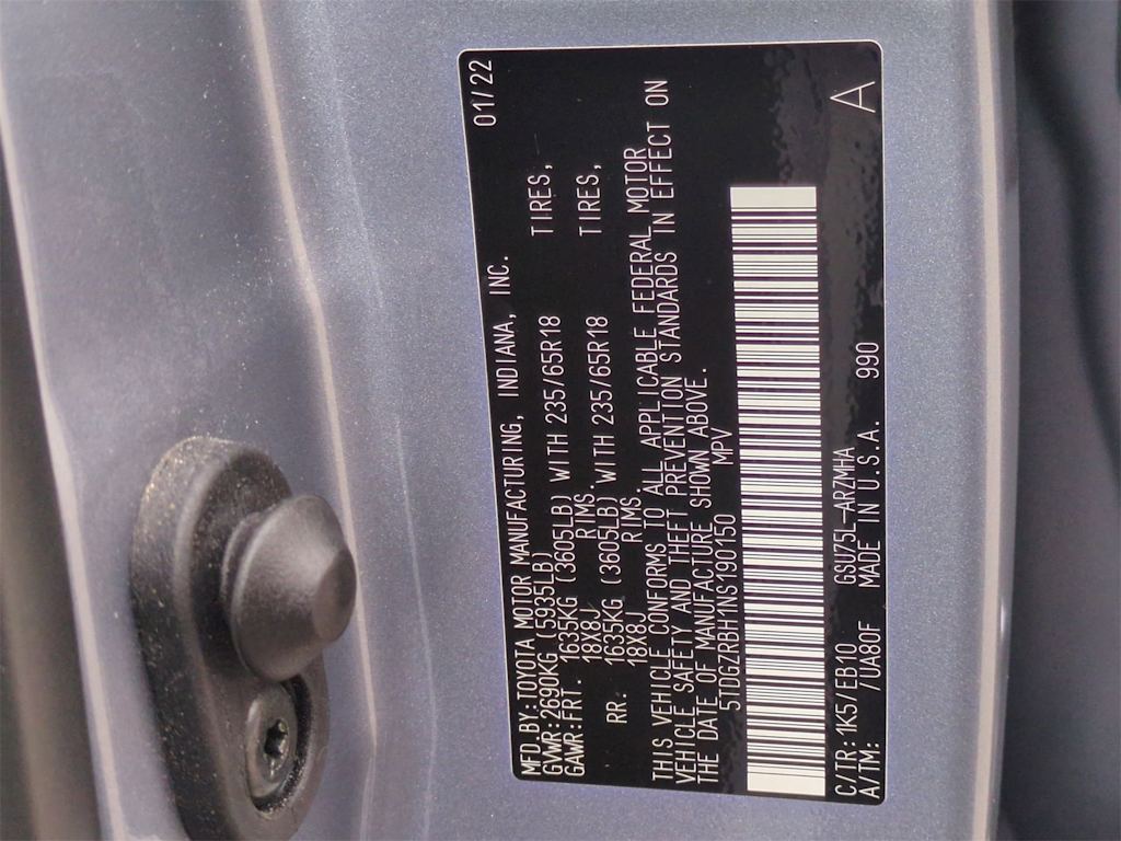 Thumbnail: 2022 Toyota Highlander - 19