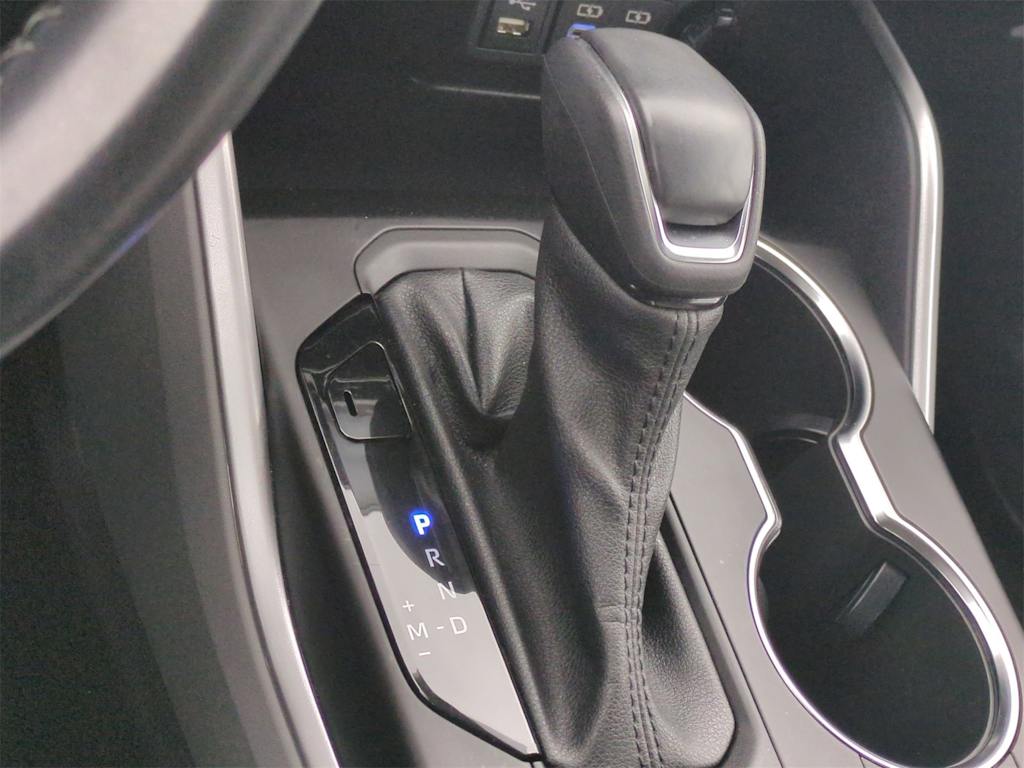 Thumbnail: 2022 Toyota Highlander - 15