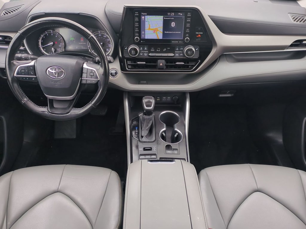 Thumbnail: 2022 Toyota Highlander - 9