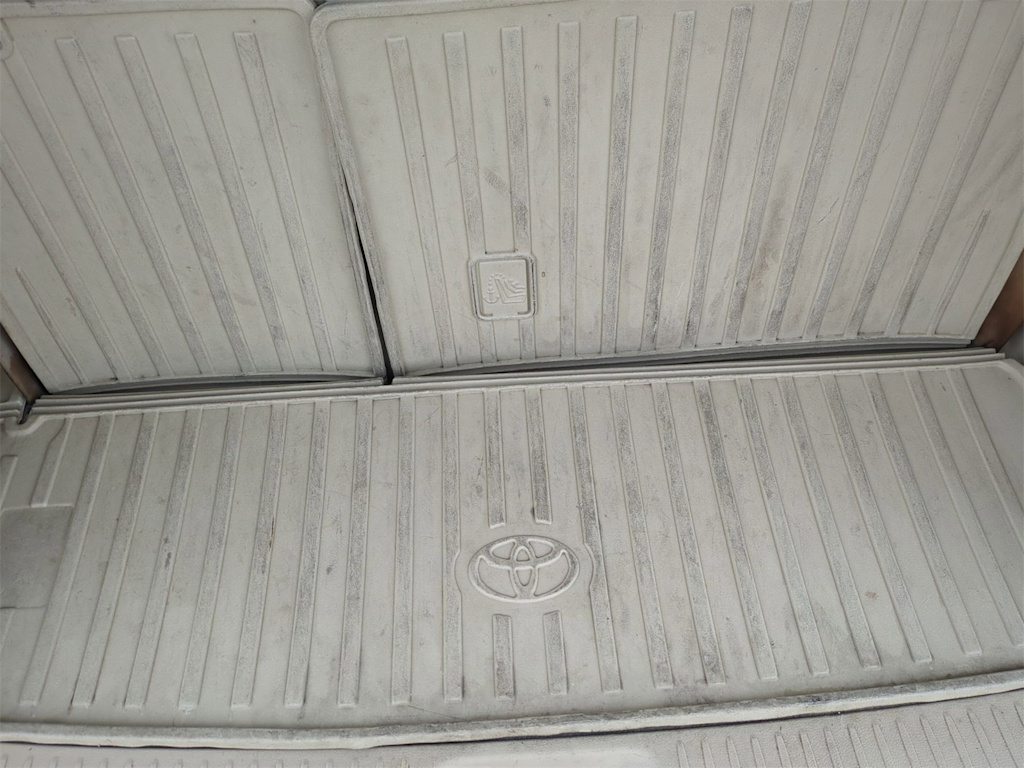 Thumbnail: 2015 Toyota Highlander - 17