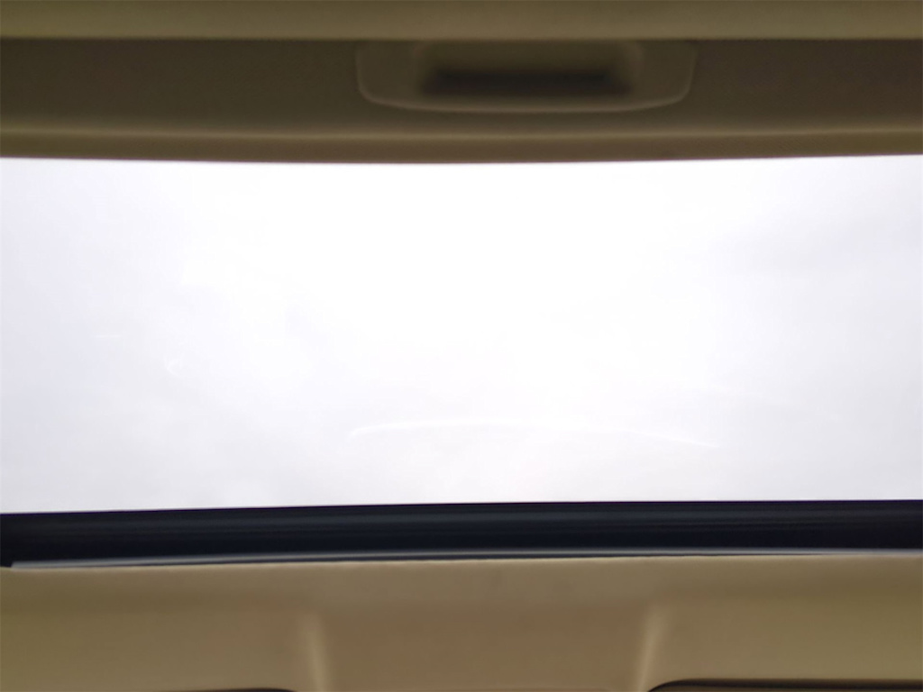 Thumbnail: 2015 Toyota Highlander - 31