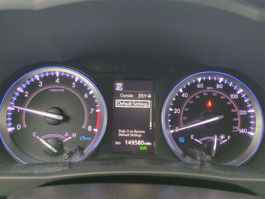 Thumbnail: 2019 Toyota Highlander - 16