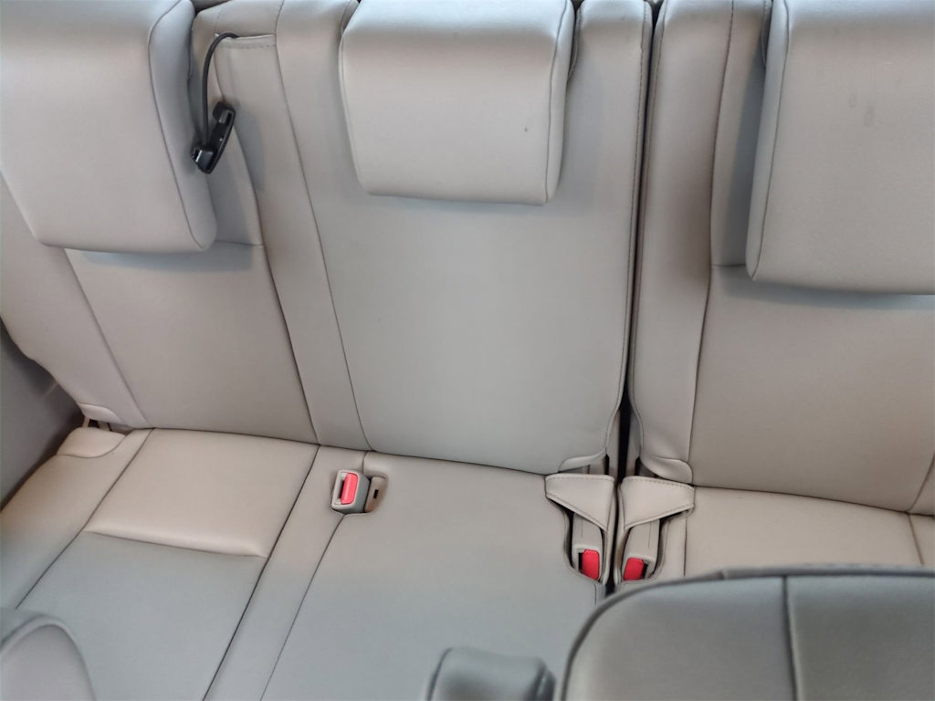 Thumbnail: 2019 Toyota Highlander - 29