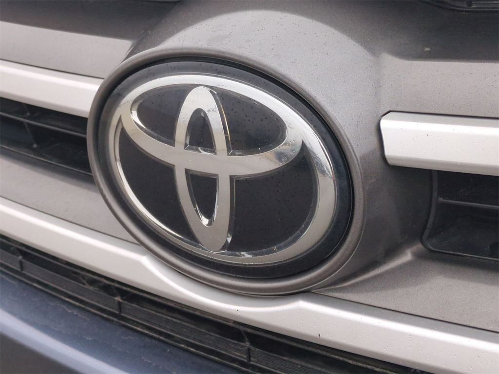 Thumbnail: 2019 Toyota Highlander - 7