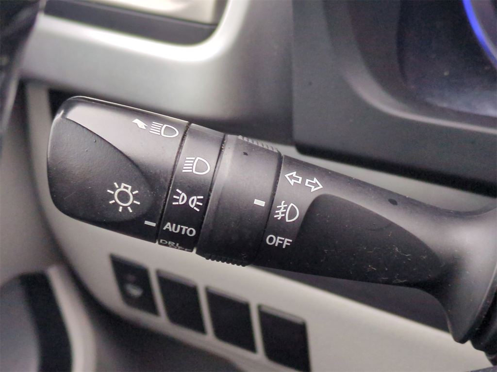 Thumbnail: 2019 Toyota Highlander - 15