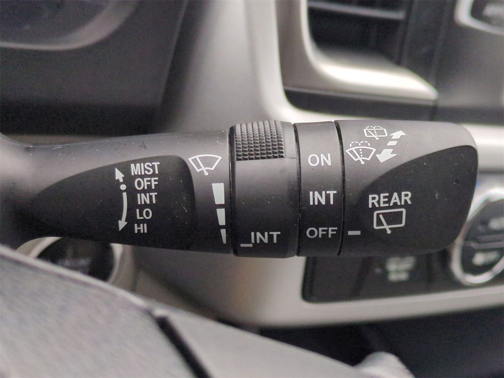 Thumbnail: 2019 Toyota Highlander - 33