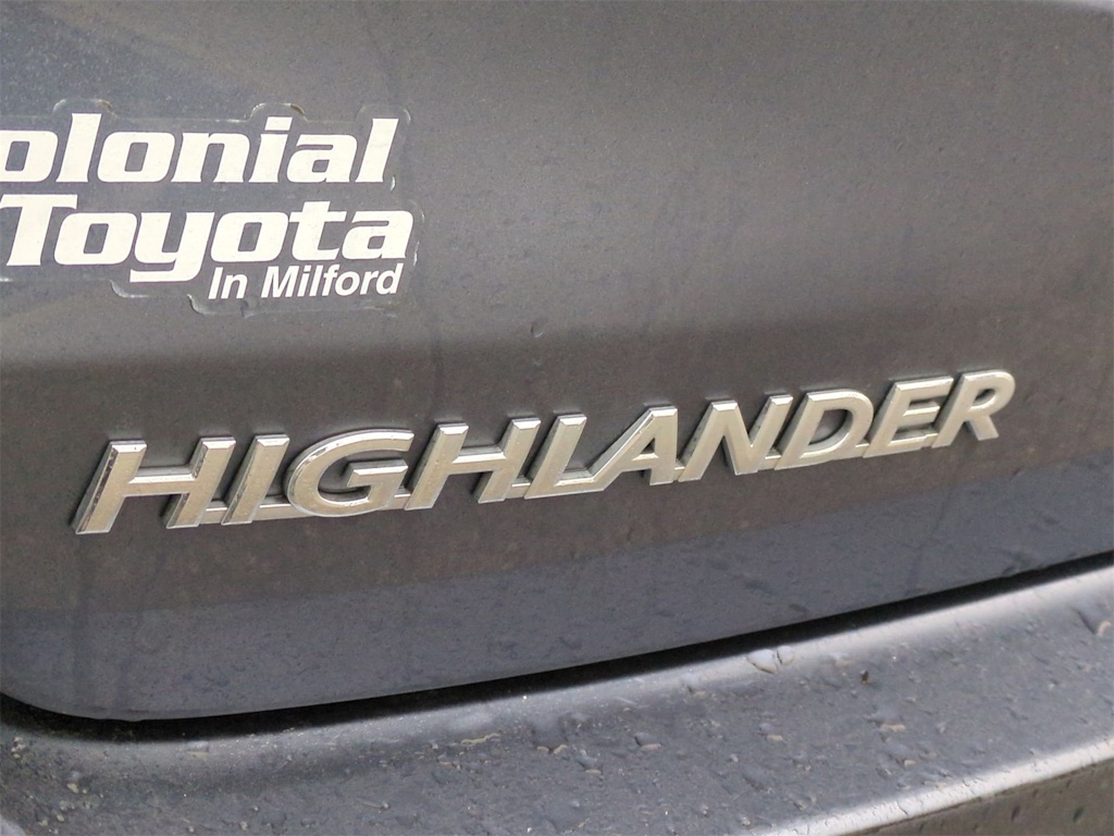 Thumbnail: 2019 Toyota Highlander - 24