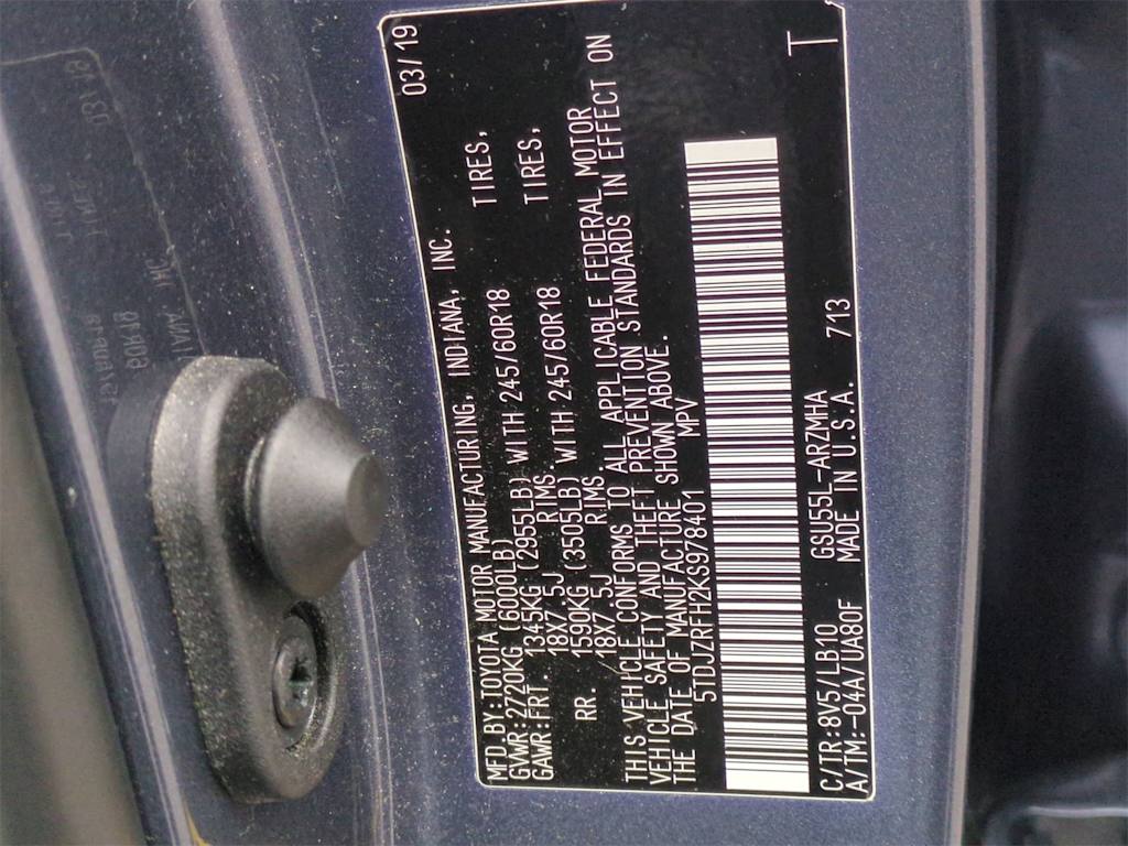 Thumbnail: 2019 Toyota Highlander - 18