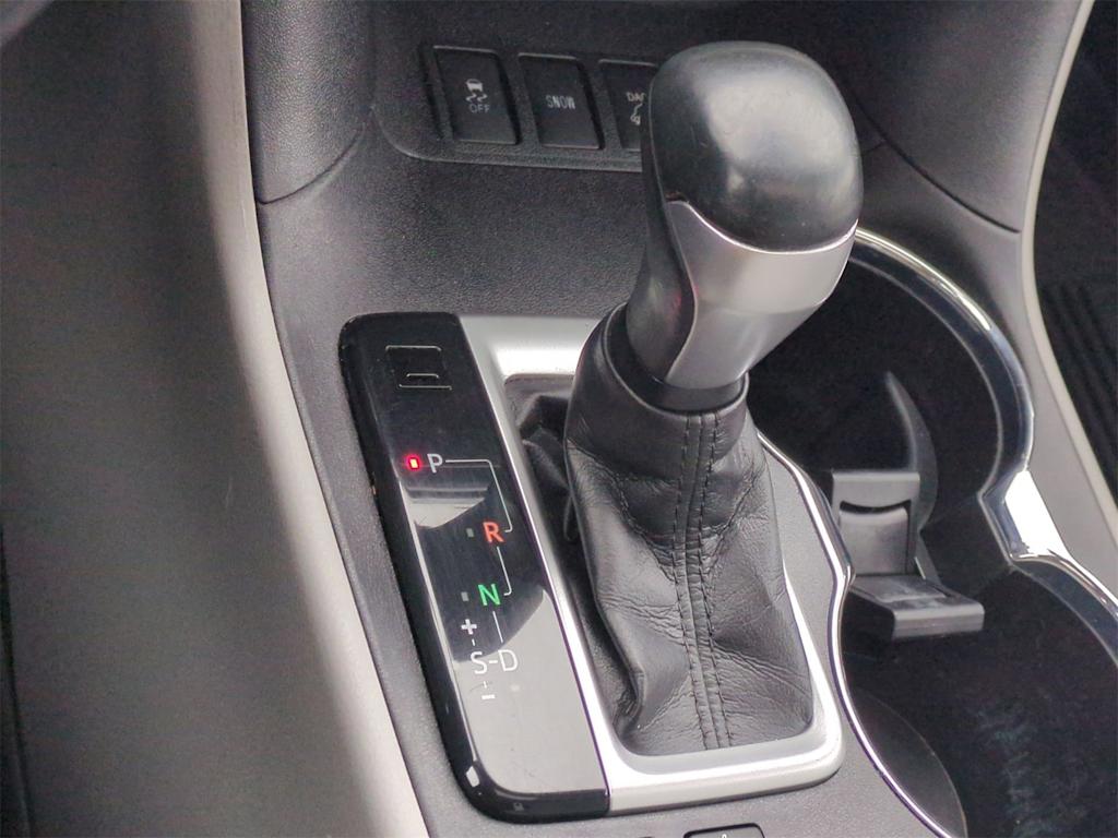 Thumbnail: 2019 Toyota Highlander - 37