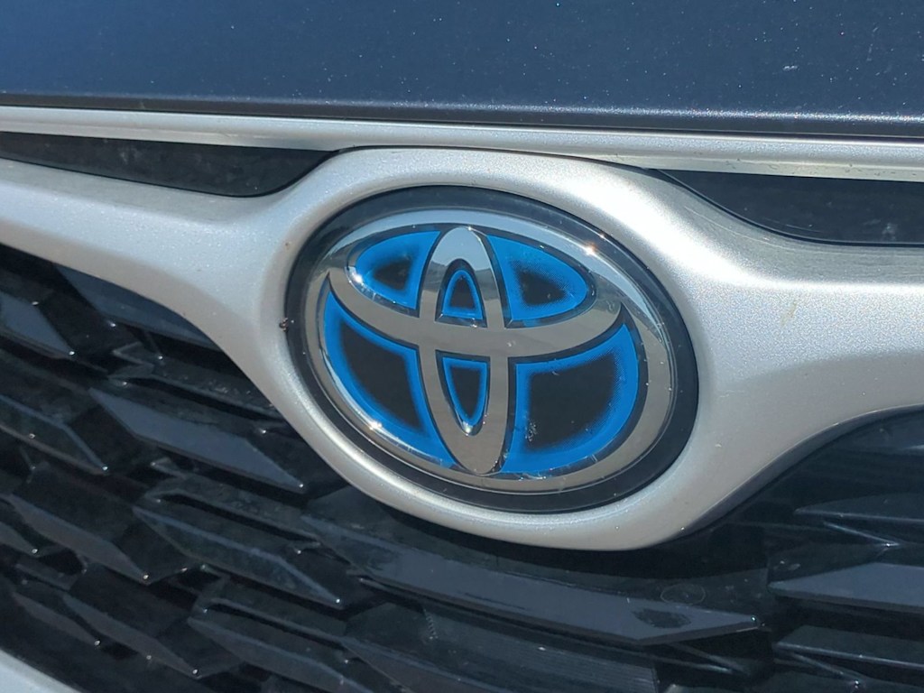 Thumbnail: 2023 Toyota Highlander - 7