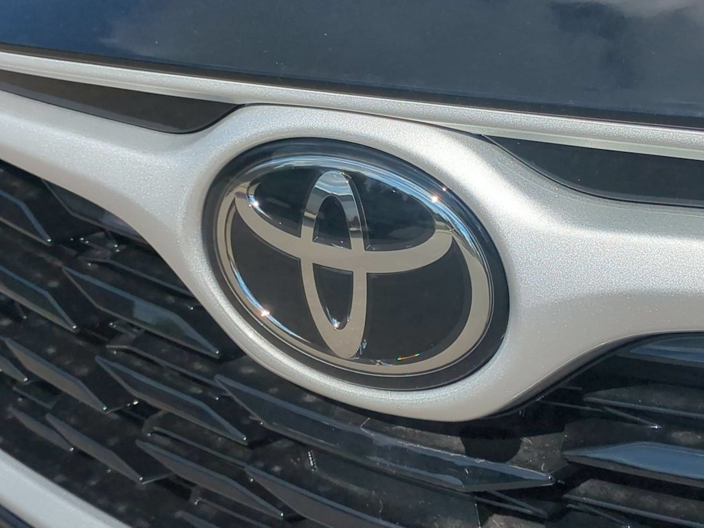 Thumbnail: 2026 Toyota Highlander - 7