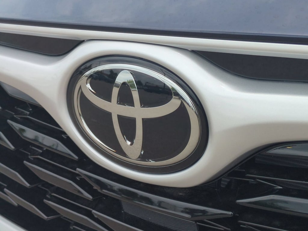 Thumbnail: 2026 Toyota Highlander - 7