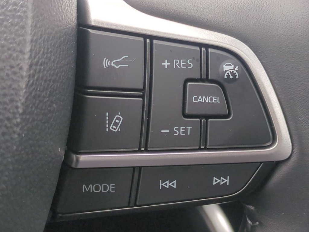 Thumbnail: 2026 Toyota Highlander - 30