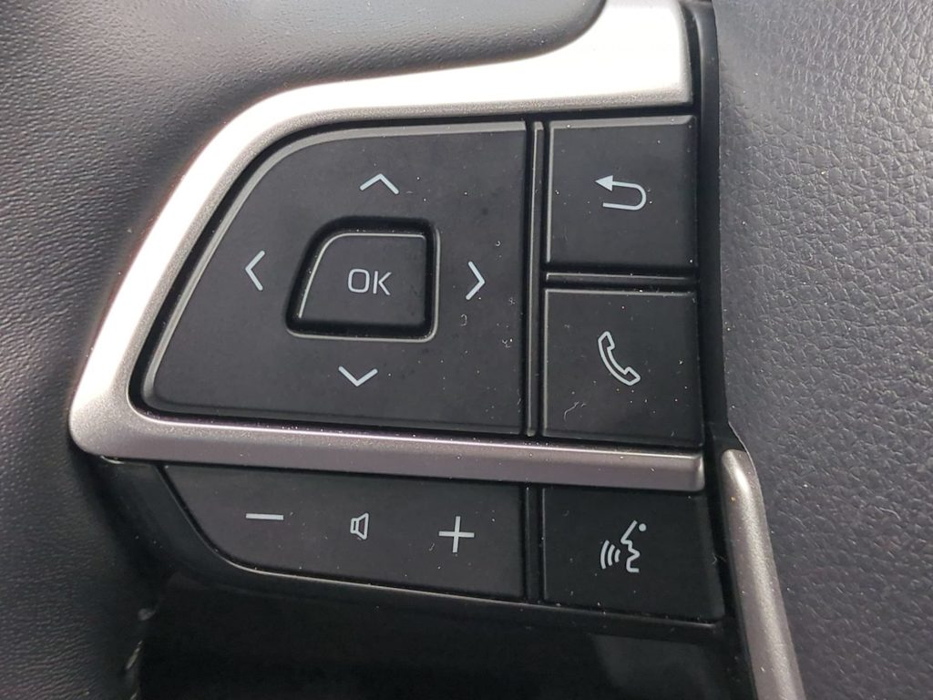 Thumbnail: 2025 Toyota Highlander - 30