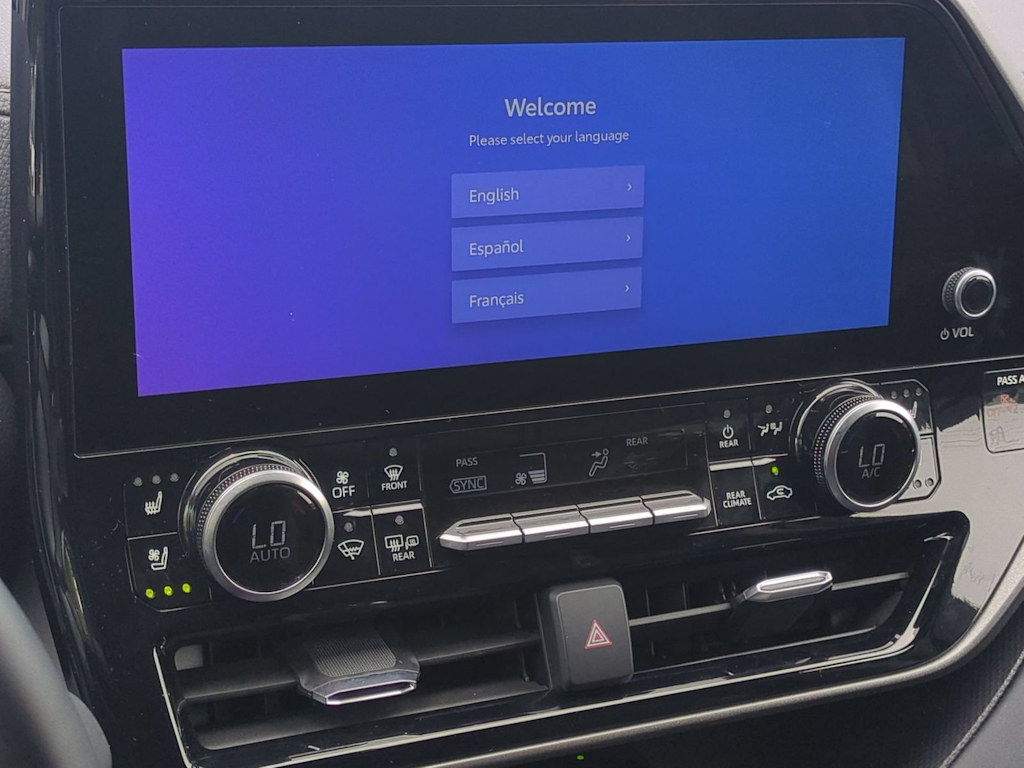 Thumbnail: 2025 Toyota Highlander - 14
