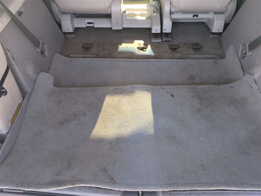 Thumbnail: 2013 Toyota Sienna - 37