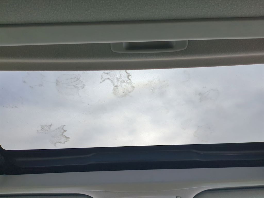 Thumbnail: 2013 Toyota Sienna - 31