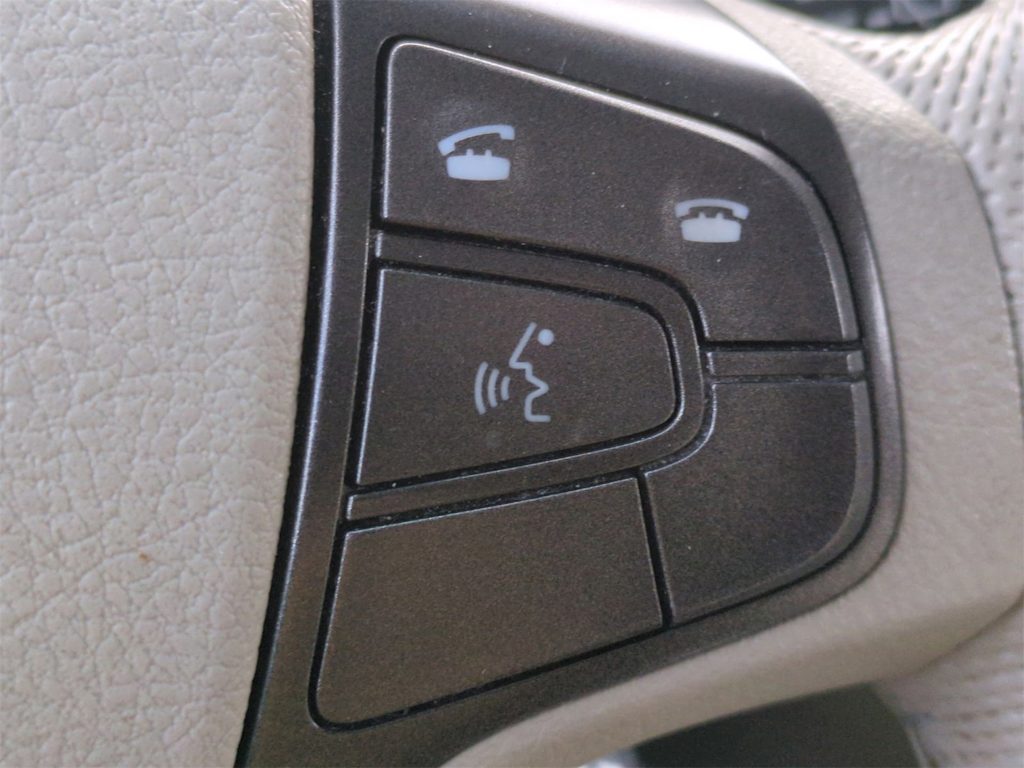 Thumbnail: 2013 Toyota Sienna - 34