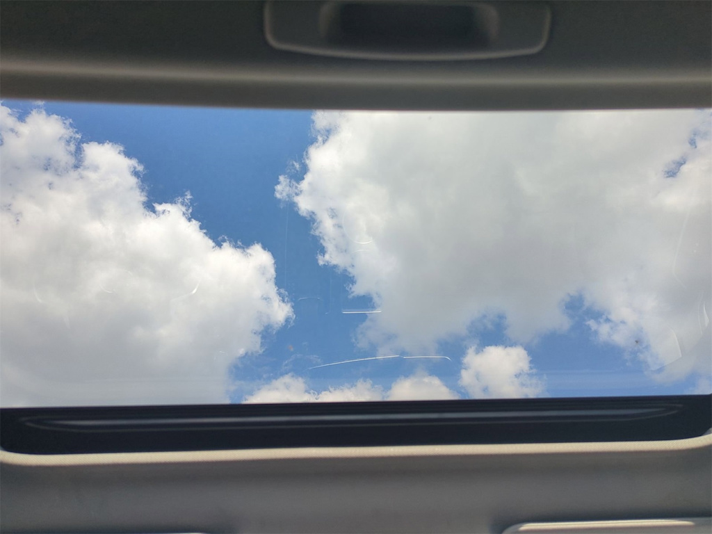 Thumbnail: 2024 Toyota Sienna - 29