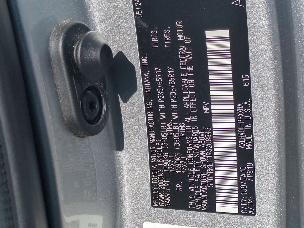 Thumbnail: 2024 Toyota Sienna - 18