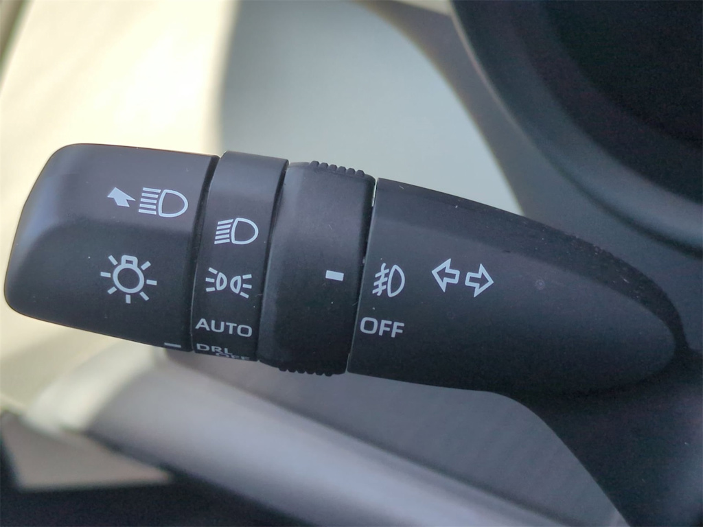 Thumbnail: 2024 Toyota Sienna - 16