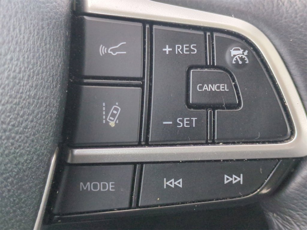 Thumbnail: 2024 Toyota Sienna - 32