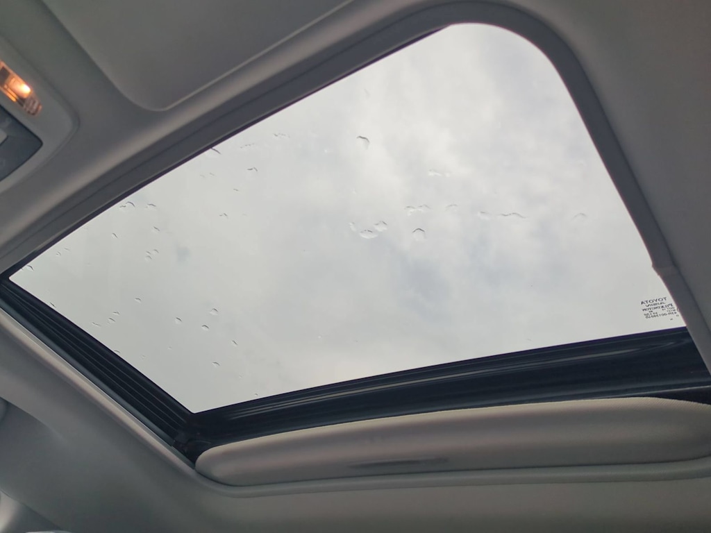 Thumbnail: 2024 Toyota Sienna - 27