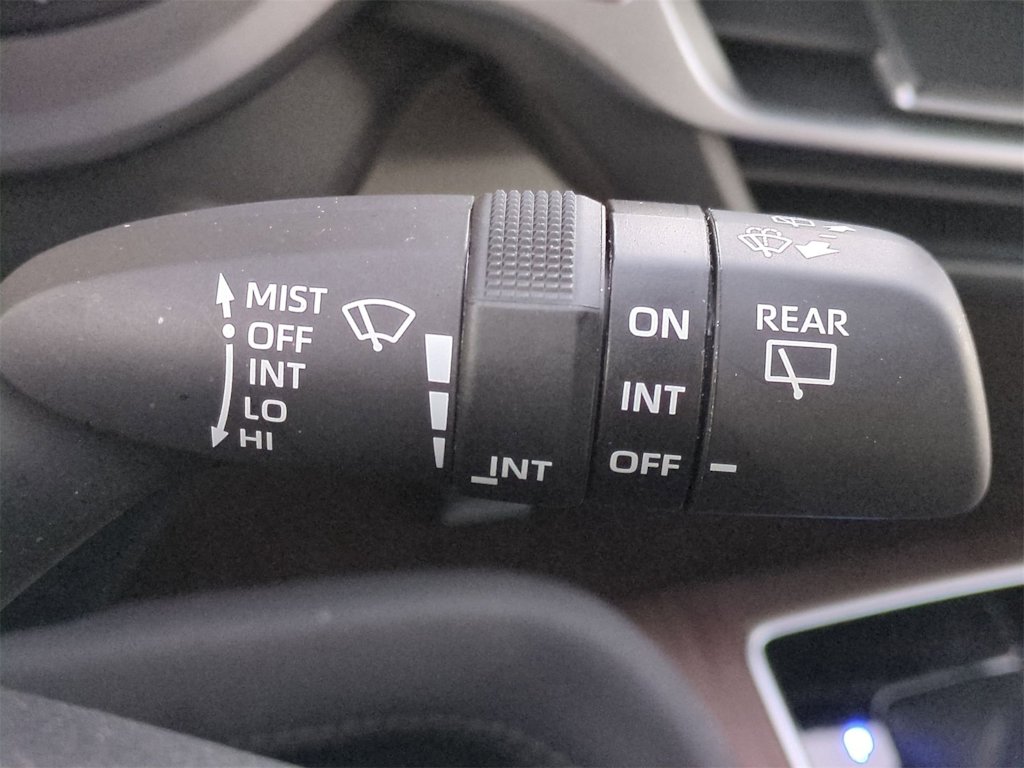 Thumbnail: 2024 Toyota Sienna - 16