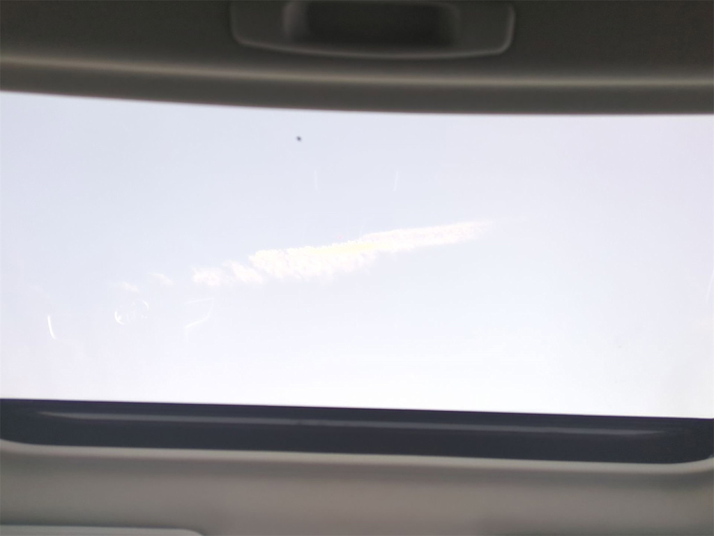 Thumbnail: 2024 Toyota Sienna - 14