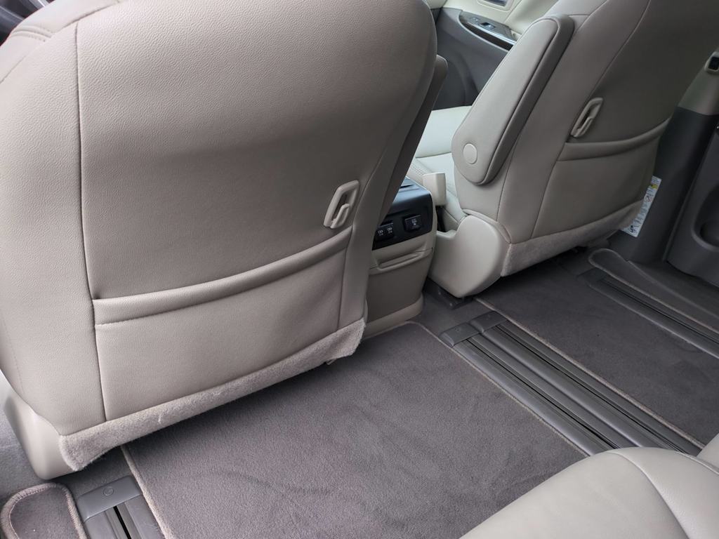 Thumbnail: 2019 Toyota Sienna - 26